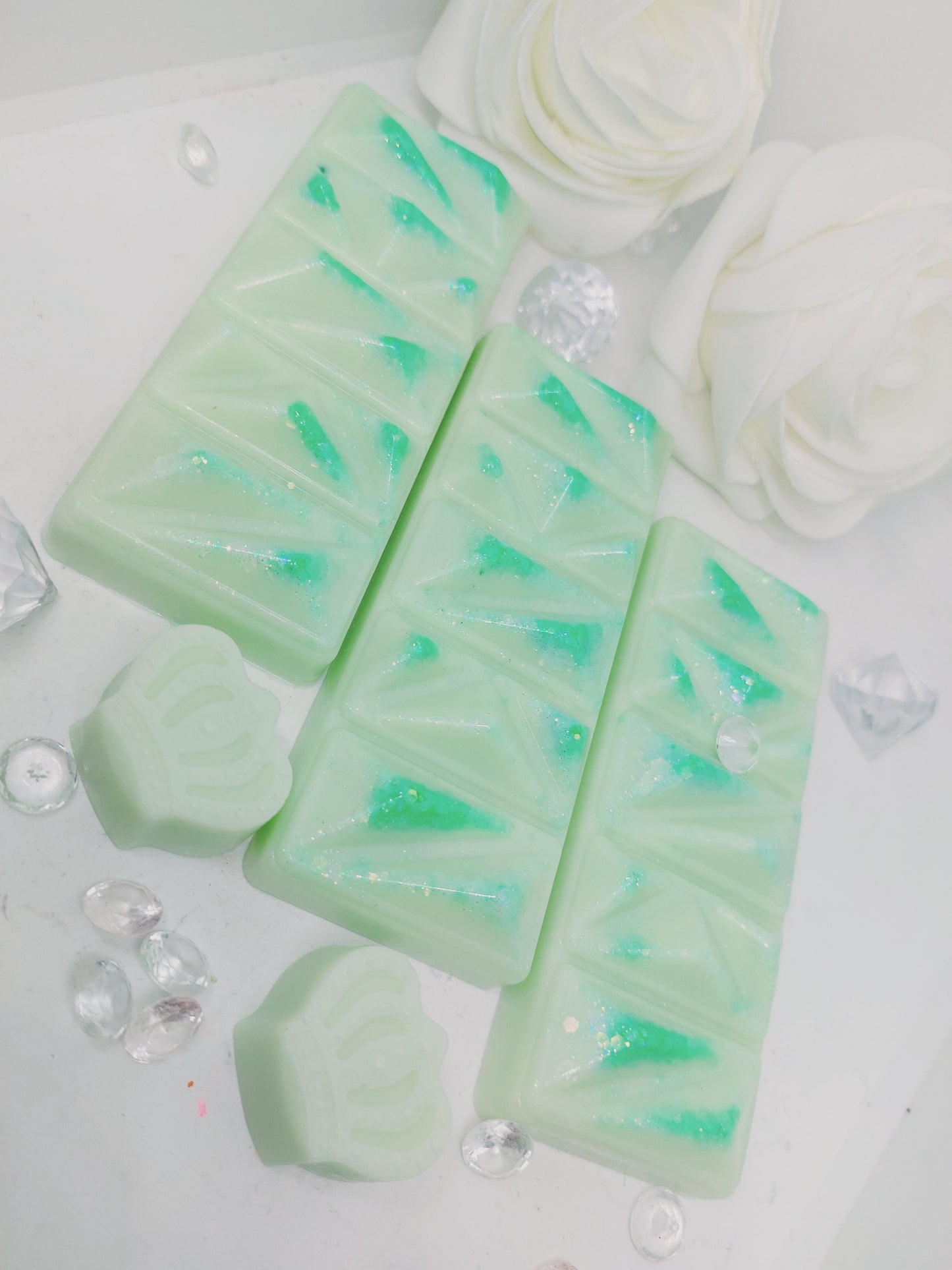 Green Clove & Aloe ( Theme Park)