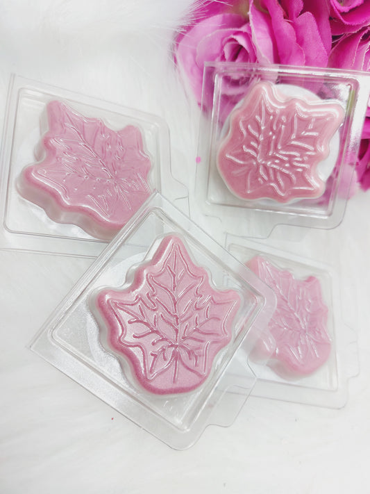 Winter Rose & Pink Pepper Leaf Clams