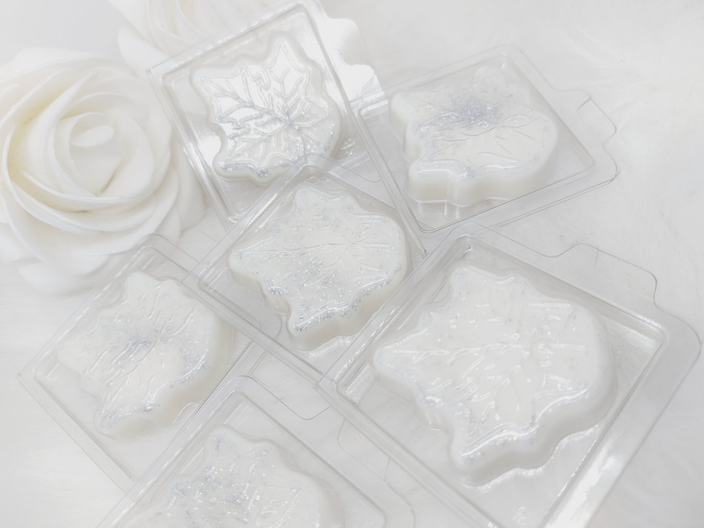 Frosty Sparkle Leaf Clams