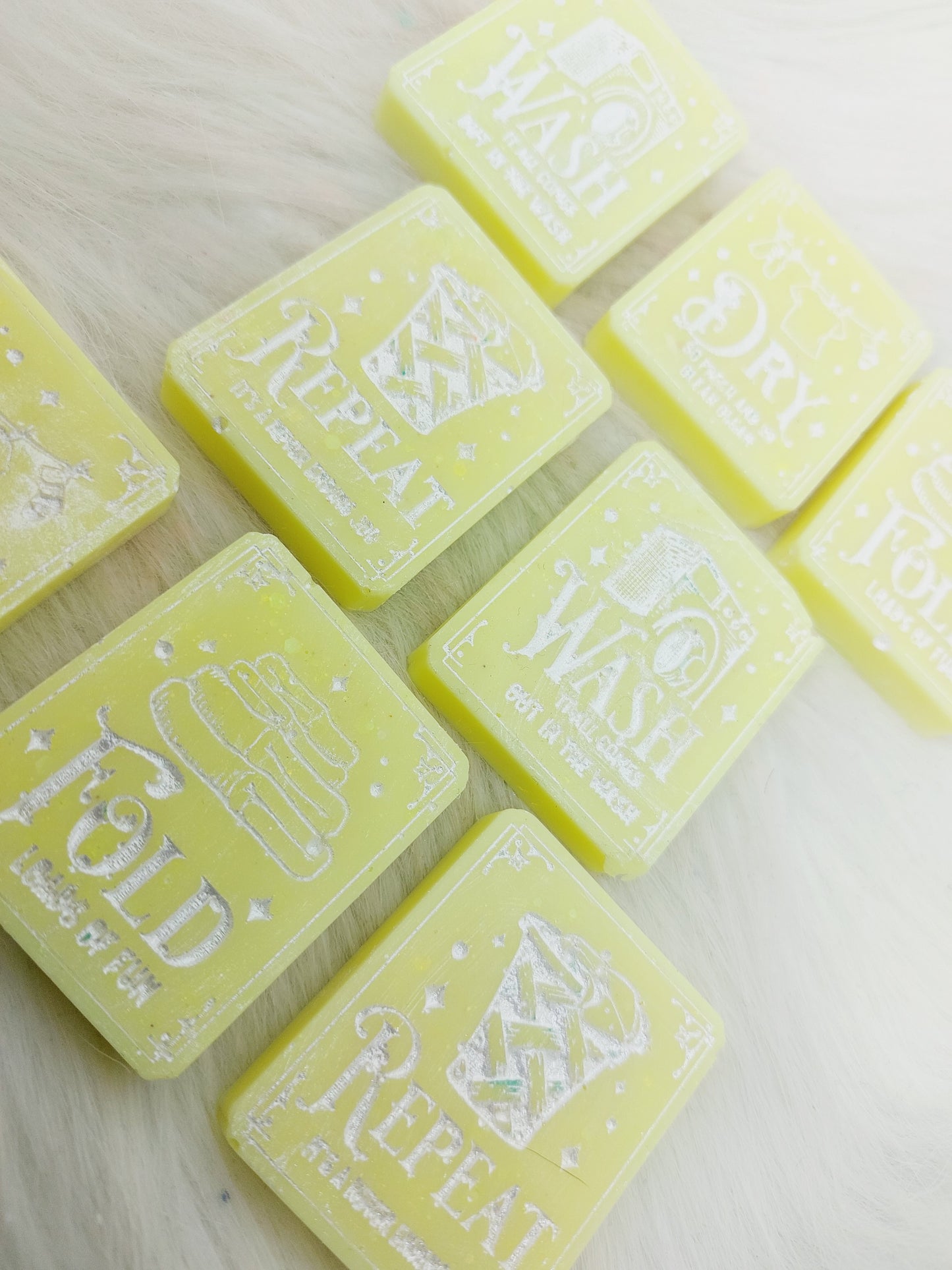 Lenor Daffodil & Vanilla Flower. Chunky Laundry Tab.20gms
