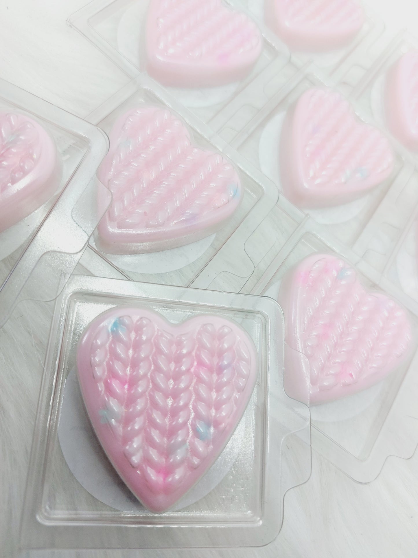 Sugared Cuddles Heart Clams