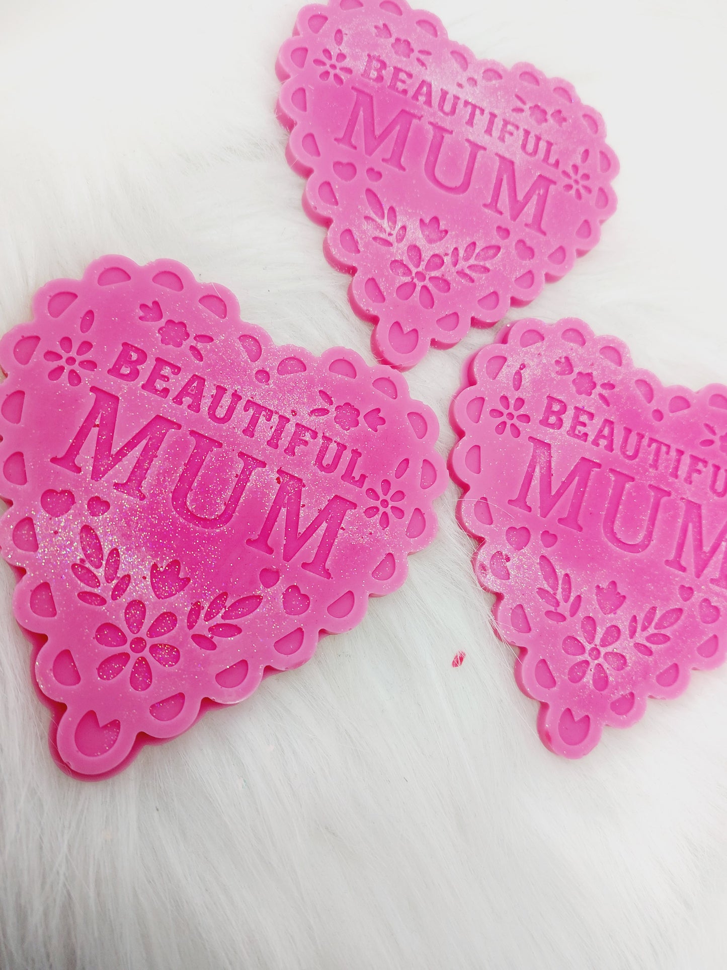 Shes a Flower ( MJ Daisy) Large Mothers Day Heart Shape. Approx 40gms