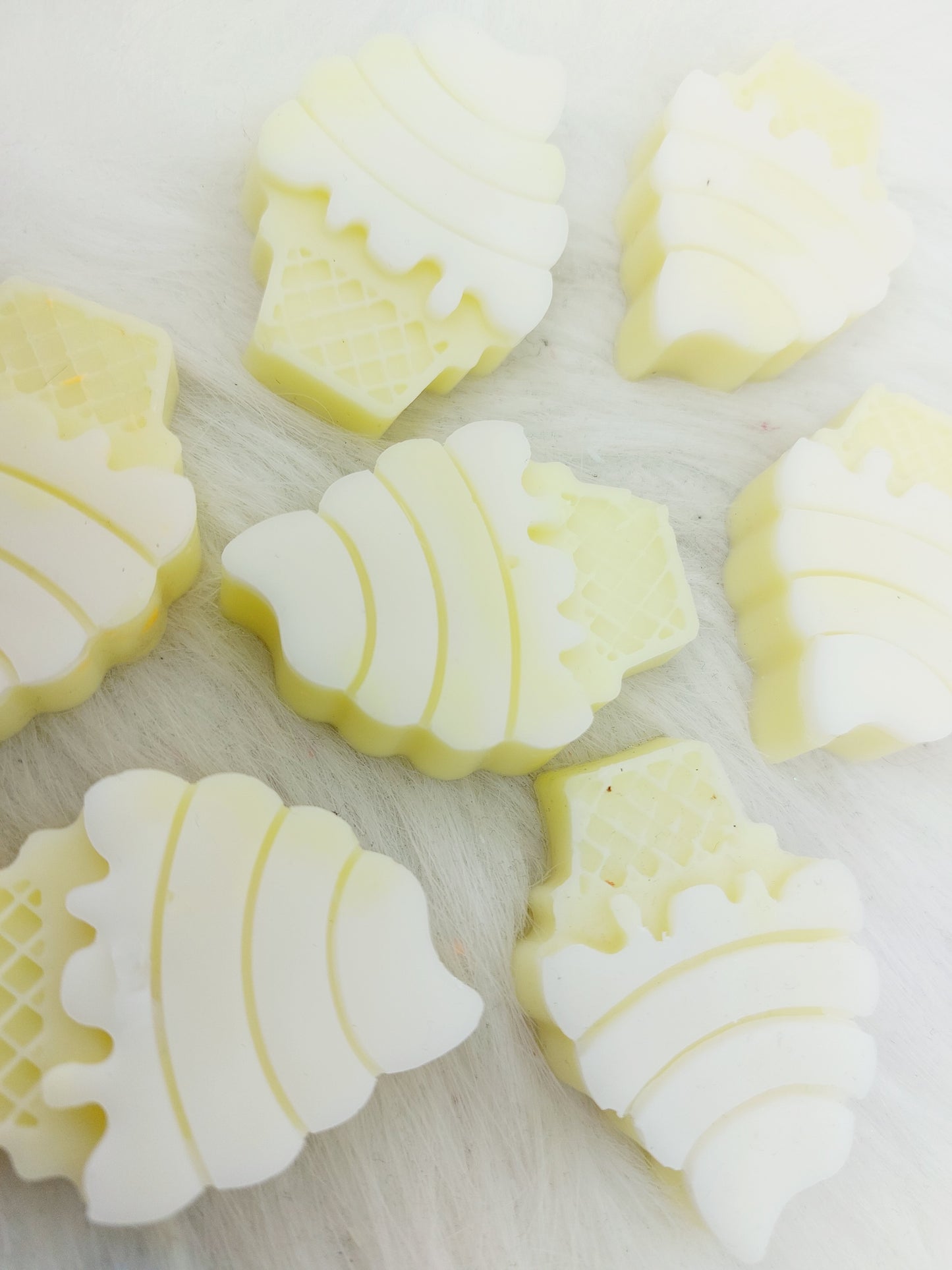 Hawaiian Suncream Ice Cream Shapes