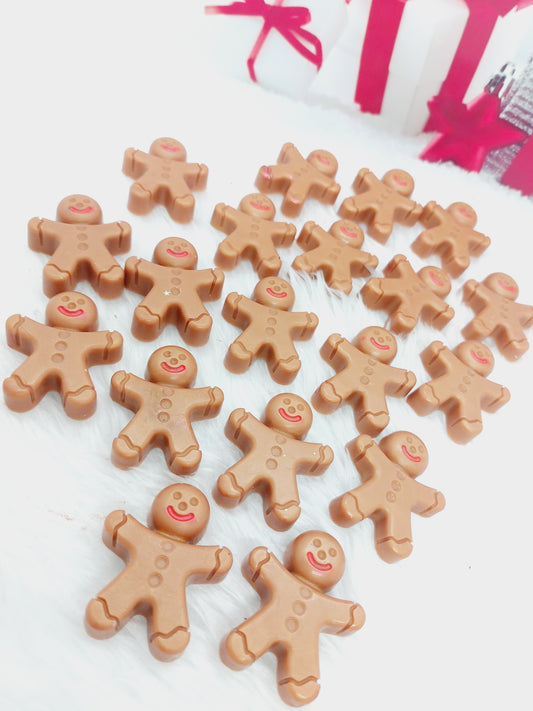 Marshmallow & Gingerbread. (Pk 2 mini gingerbread men)