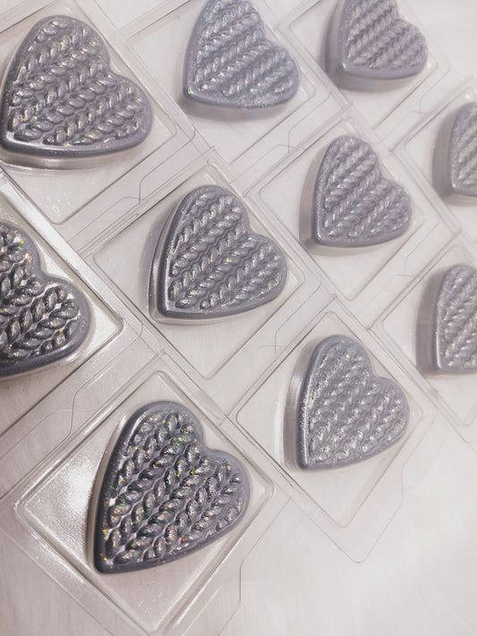 Sweater Weather Heart Clams