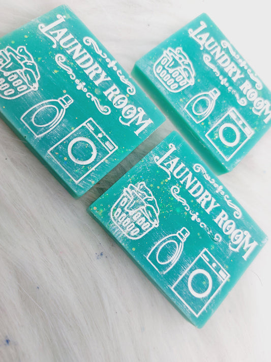 Lenor Frosted Eucalyptus . Laundry Shape