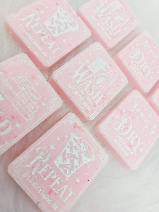Lenor Pink Tulips & White Jasmine Chunky Tabs. Approx 20gms