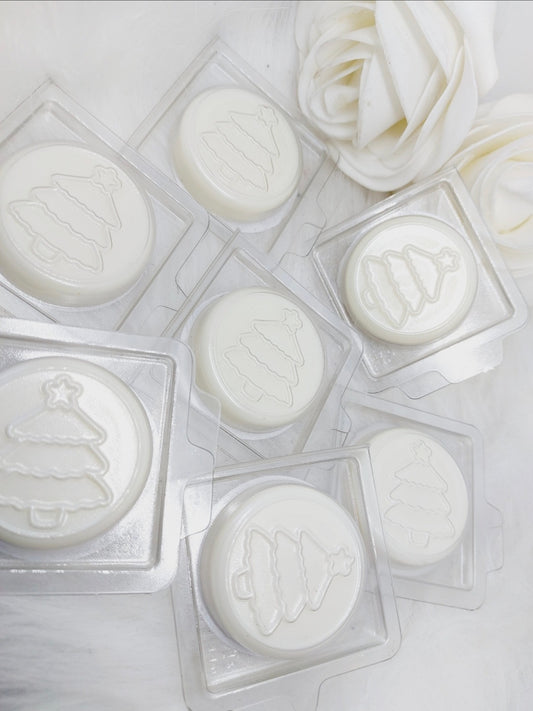 Snowbound Silence Tree Clam