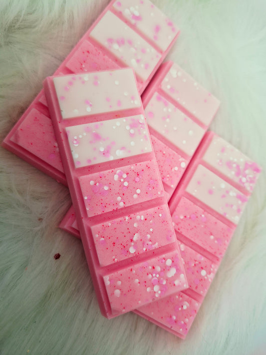 Piggy in the Middle (Percy Pig )