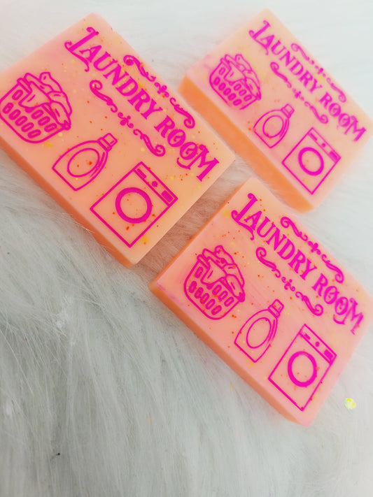 Fluffy Towels Large Laundry Chunk. Approx 25gms