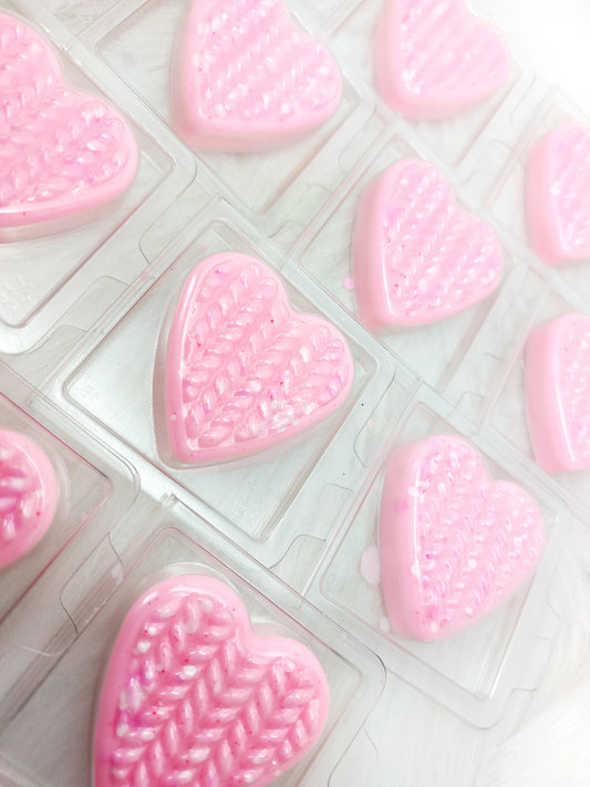 Scarves & Mittens. Heart Clams